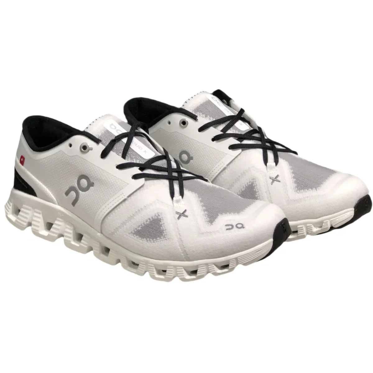 On Cloud X3 /Shift Women’s White/Black