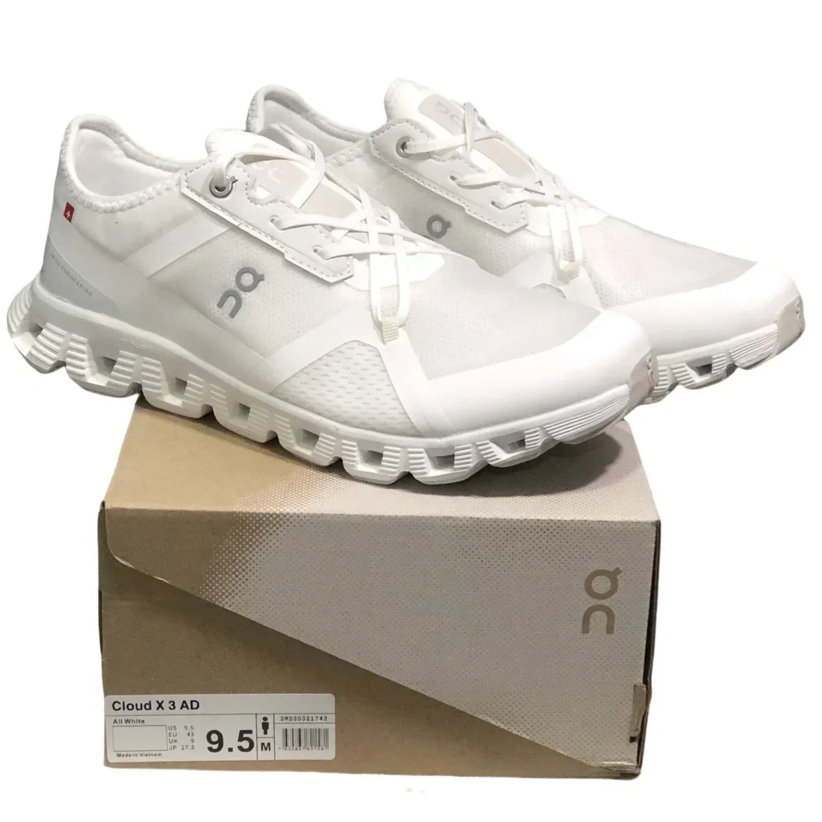 On Cloud X 3 Ad Women’s white