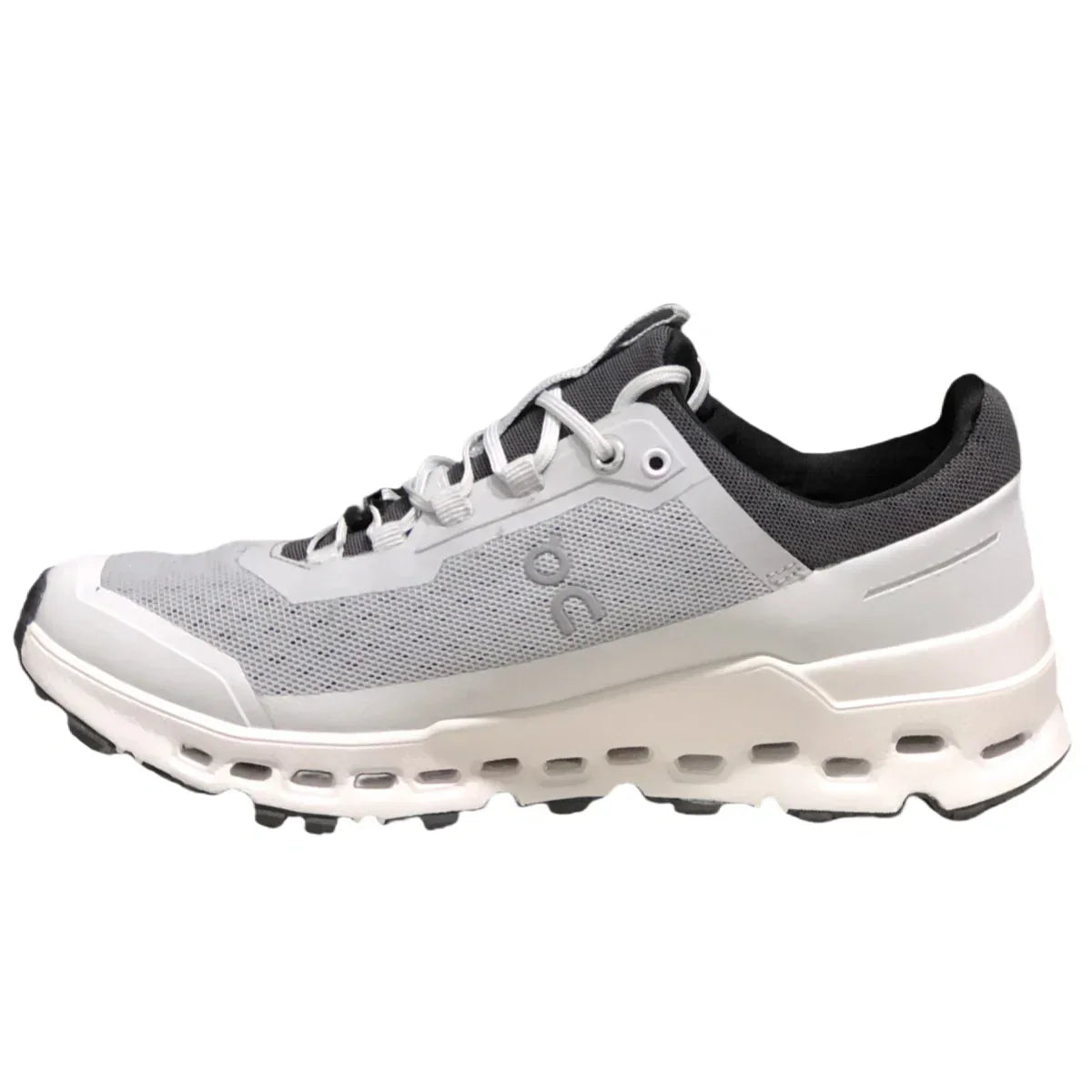 On Cloud Ultra women’s ashen