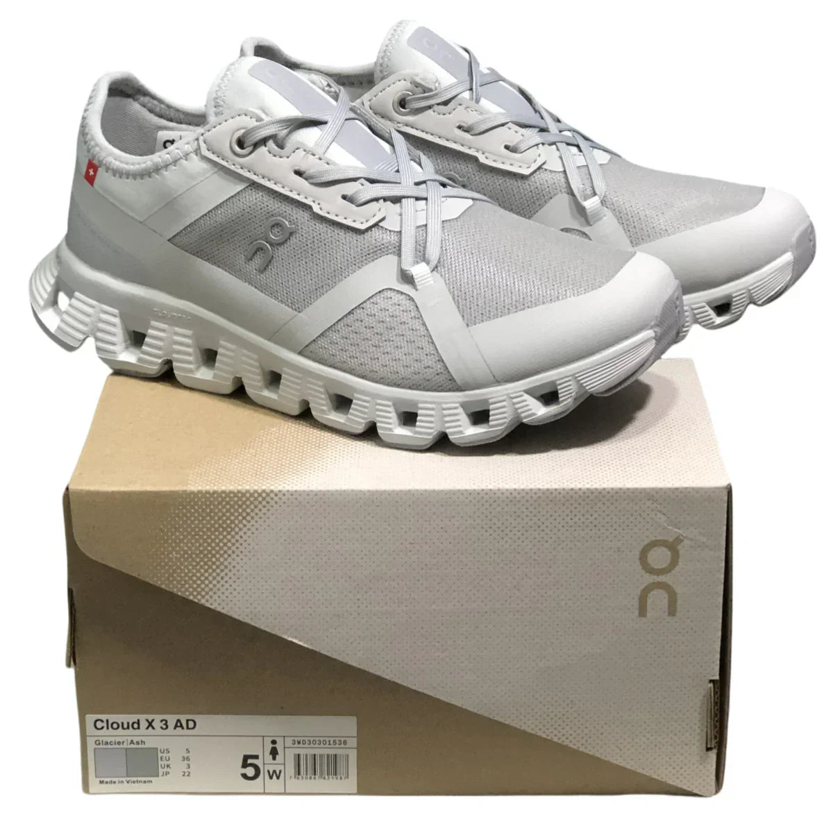 On Cloud X 3 Ad Women’s Glacier ash alloy ash