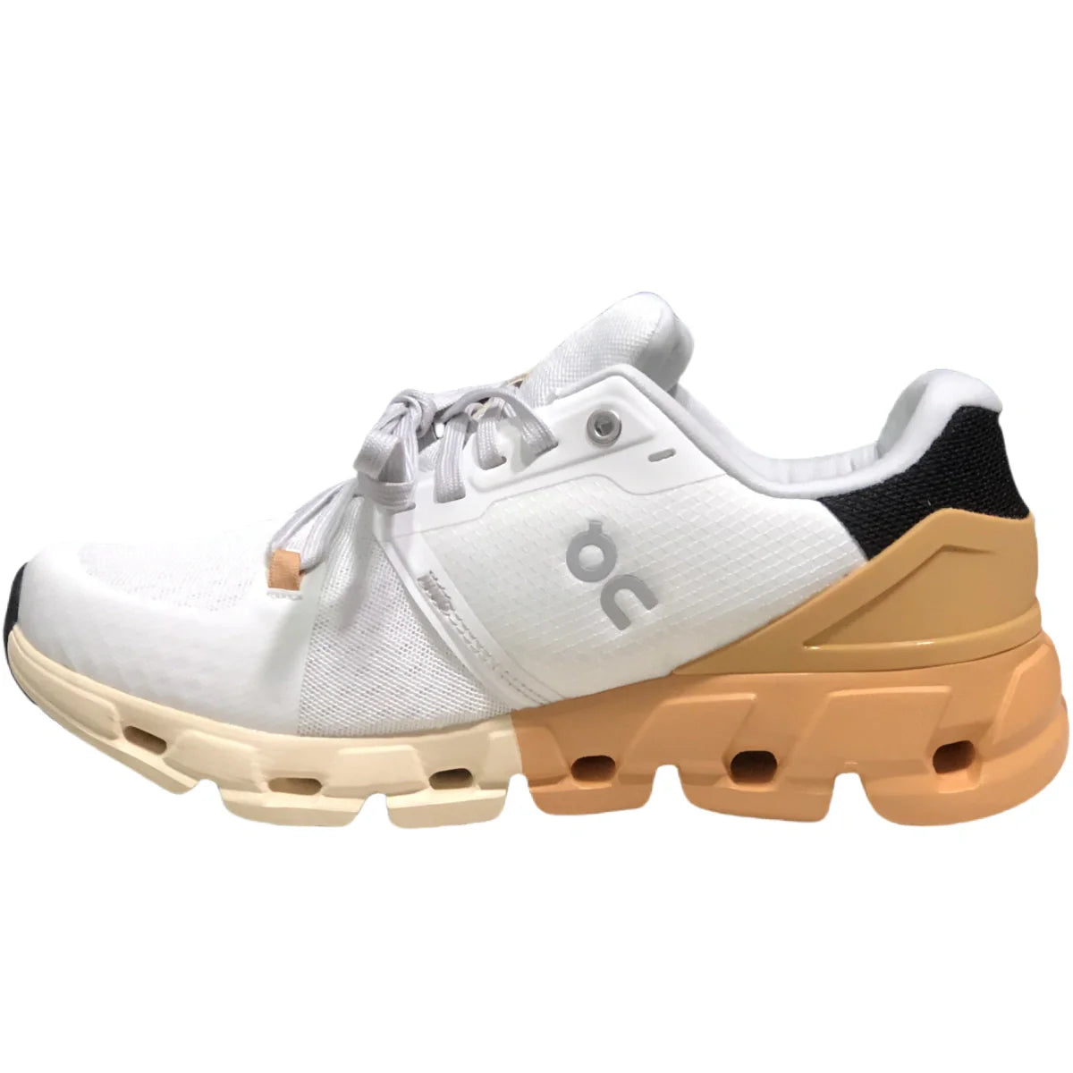 On Cloudflyer 4 Women's White/Copper